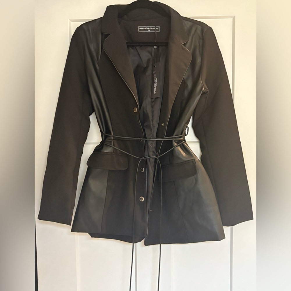 Maniere De Voir Black Leather-Trimmed Blazer. Us 6/uk 10